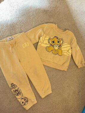 GAP Disney Lion King Kids Yellow Simba Sweatshirt & Joggers Set